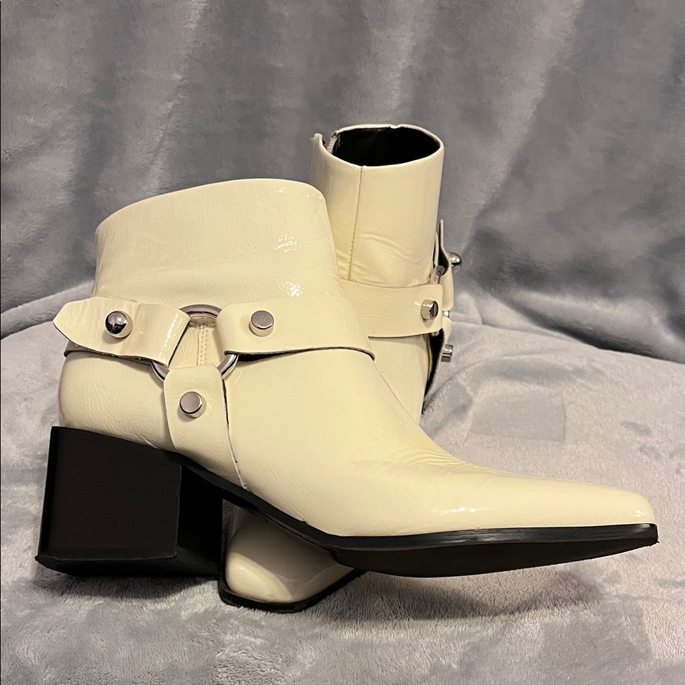 Marc Fisher Cream Ankle Boots with Black Block Heel